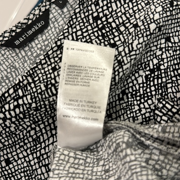 Marimekko short sleeve top - Picture 4 of 7